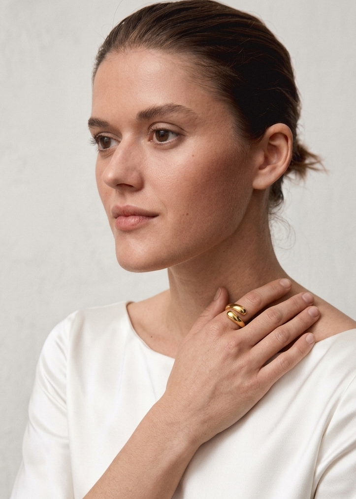 Anillo minimalista Waterdrop