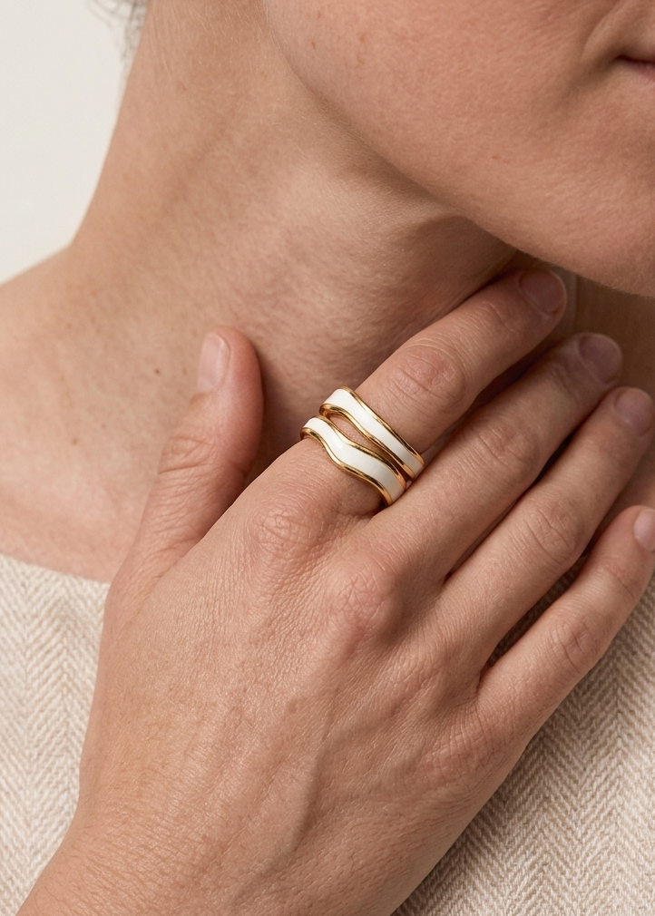 Marea | Anillo ajustable bañado en oro de 18 quilates