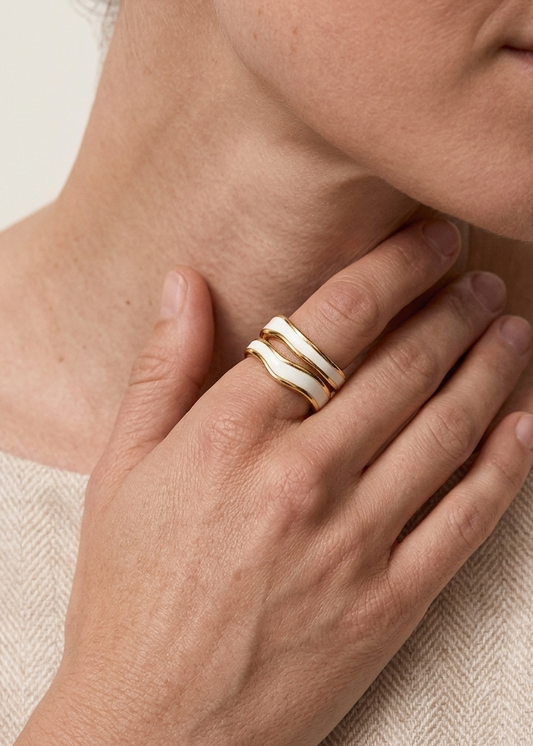 Marea | Anillo ajustable bañado en oro de 18 quilates