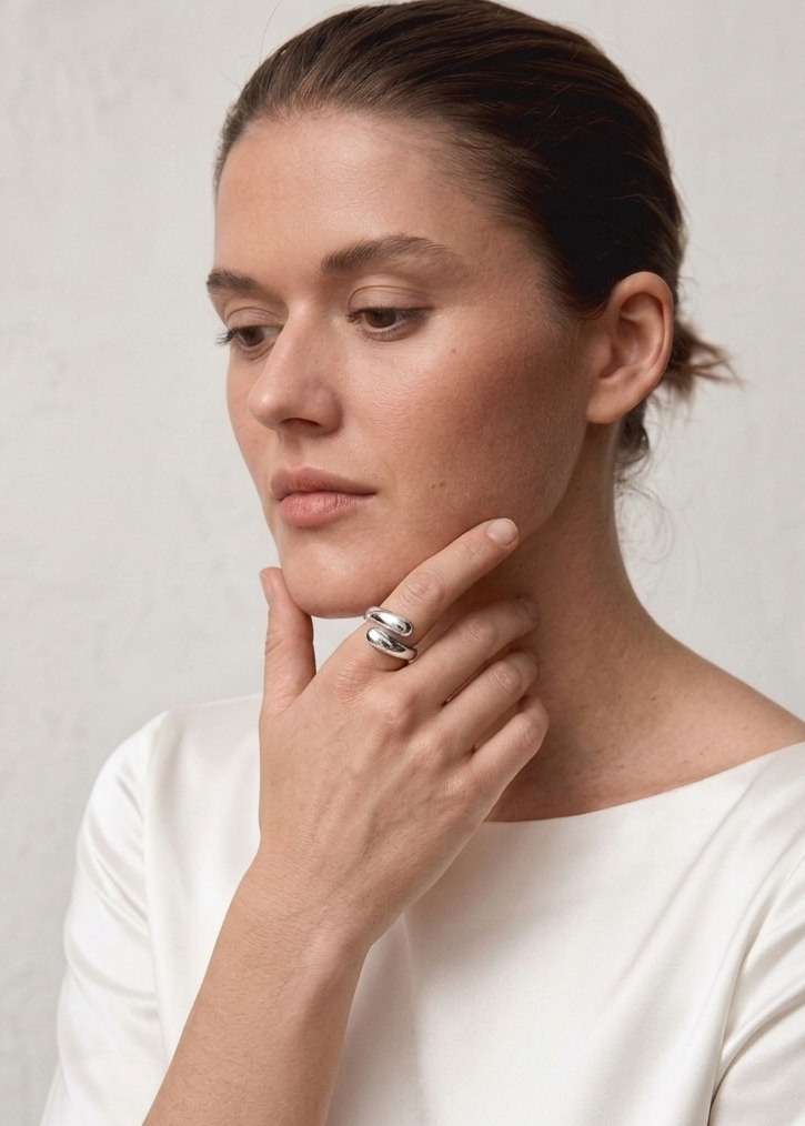 Anillo minimalista Waterdrop